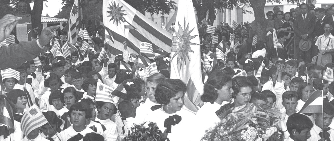  Festejos en Cardona, Soriano, 1953. Biblioteca Nacional del Uruguay. Colección digital.