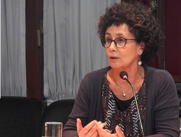 Foto retrato de la académica Brenda Laca