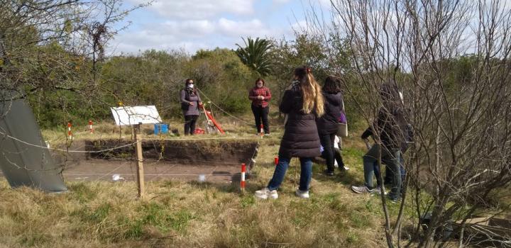 Visita guiada al Sendero Mainumby, en los Humedales del Santa Lucía.