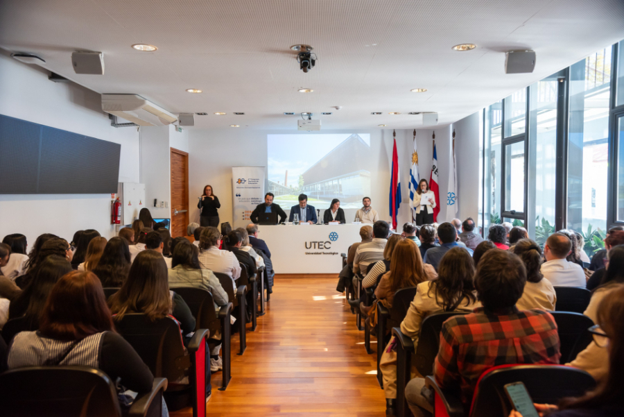 Se realizó en Río Negro el encuentro regional litoral sur por el 4.° Congreso Nacional de Educación