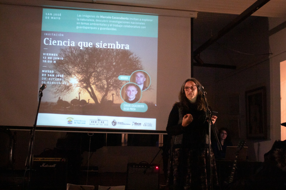 Claudia Piccini durante la presentación de «Ciencia que siembra» en el Museo de San José Claudia Piccini durante la presentación de «Ciencia que siembra» en el Museo de San José