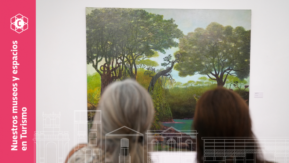 Exposiciones en Turismo dos mujeres mirando cuadro con árboles