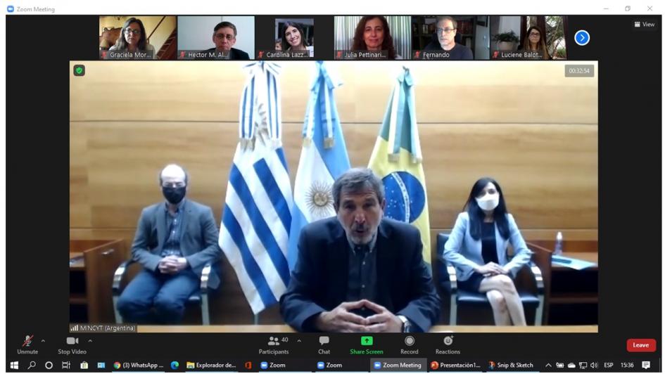 Ministro argentino en firma de Memorandum de Entedimiento CABBIO