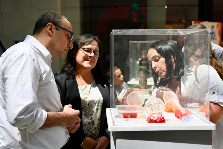 Carlos Varela, Gabriela Verde y Vanesa Amarelle