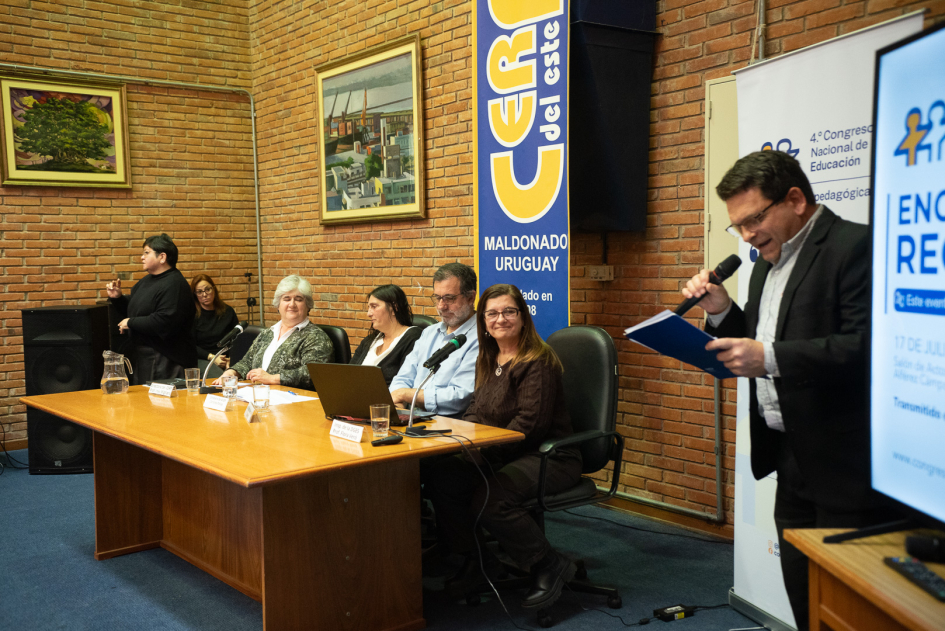 Se realizó el primer encuentro regional del 4.º Congreso Nacional de Educación en Maldonado Se realizó el primer encuentro regional del 4.º Congreso Nacional de Educación en Maldonado