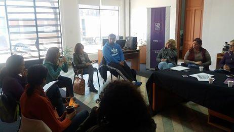 Segunda jornada de capacitación Personas en reunión