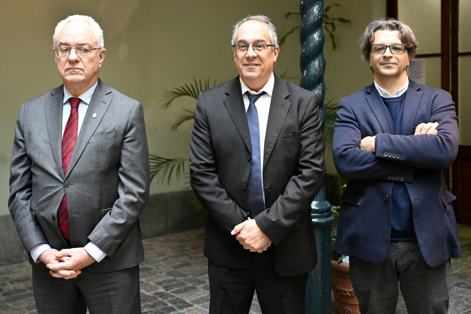 Ministros de Relaciones Exteriores y de Educación y Cultura junto a Martín Mercado de Uruguay XXI