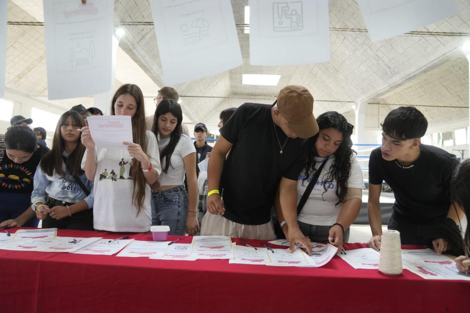 Primer Encuentro de Cultura para Adolescentes Primer Encuentro de Cultura para Adolescentes