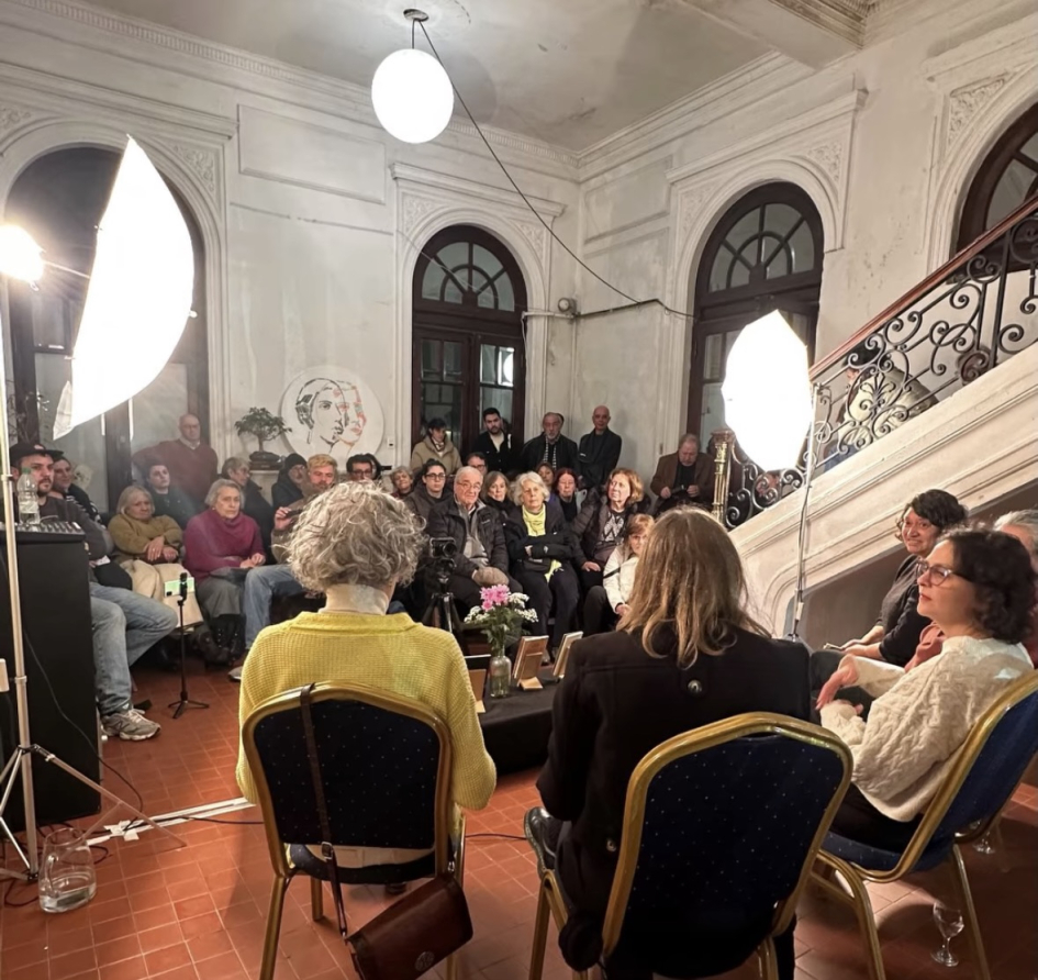 Celebración del nacimiento de Susana Soca en el Espacio Cultural Ánima. Montevideo. Celebración del nacimiento de Susana Soca en el Espacio Cultural Ánima. Montevideo.