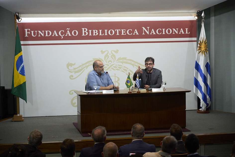 «Fronteras de Creación – Bate-papo Uruguay-Brasil» «Fronteras de Creación – Bate-papo Uruguay-Brasil»