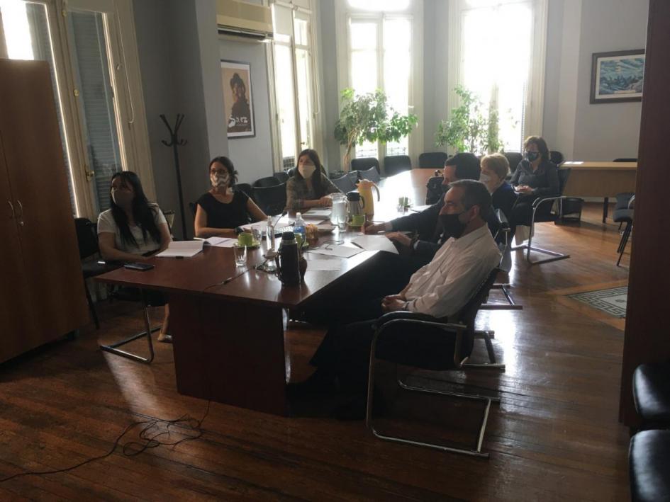 conclusiones del grupo de trabajo sobre Suplemento al Título personas sentadas en reunion