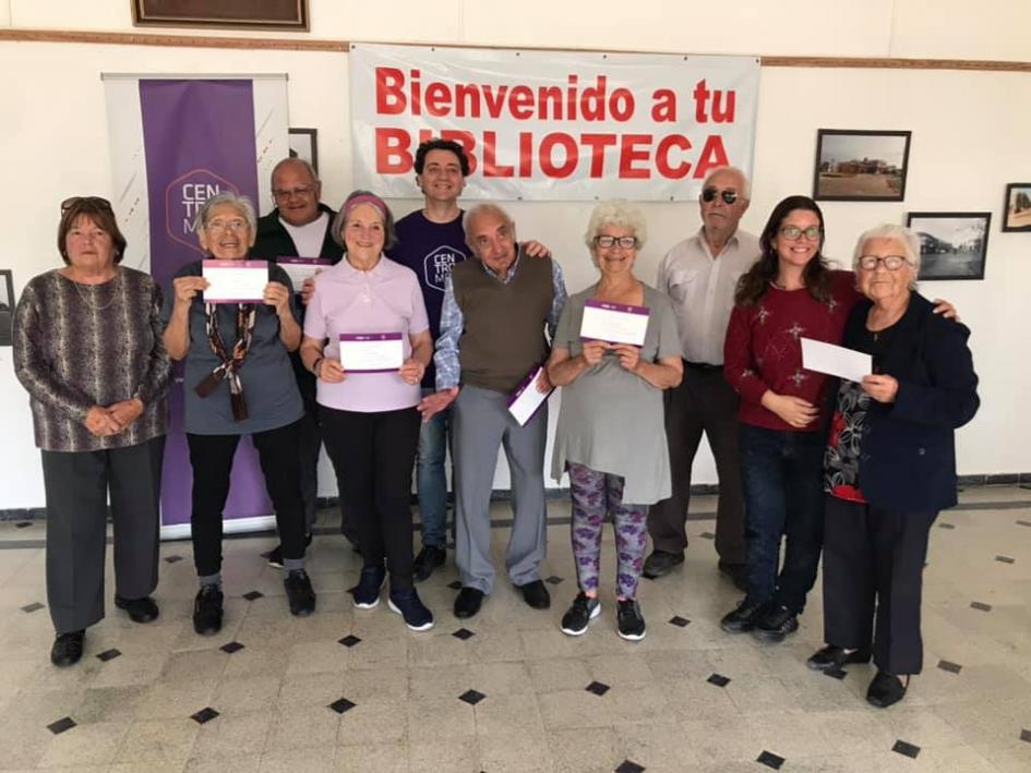 Cierre de talleres Personas posando