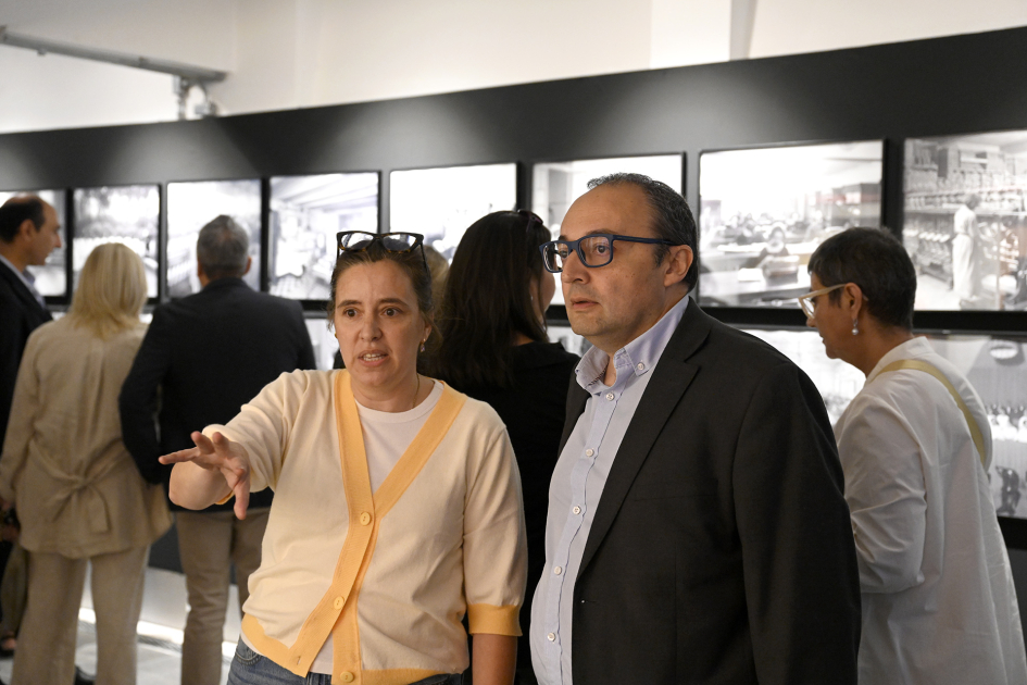 Inauguró la muestra «Palabras de Mujer» en el ANIP