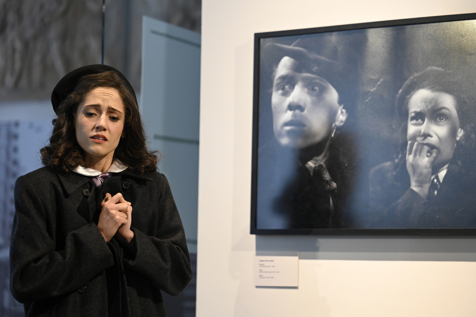 Inauguró la muestra «Palabras de Mujer» en el ANIP