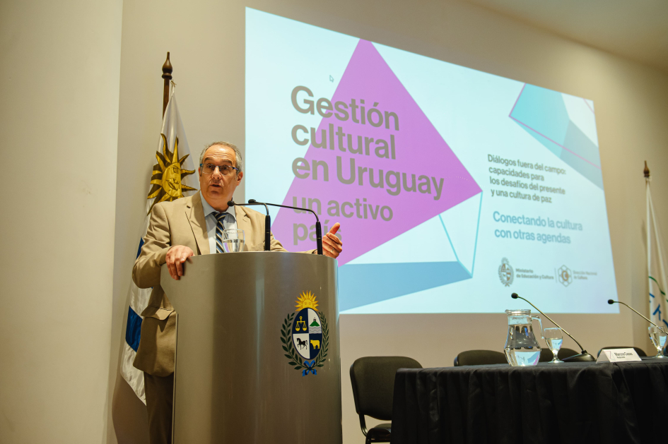 Ministro de Educación y Cultura, José Carlos Mahía Ministro de Educación y Cultura, José Carlos Mahía