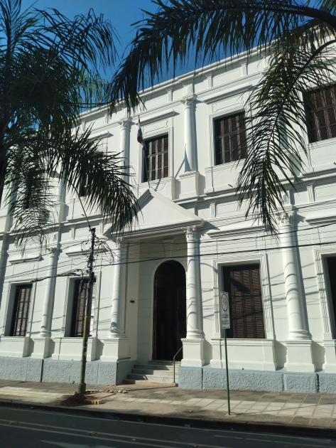 Archivo Nacional de Asunción: fachada Archivo Nacional de Asunción: fachada