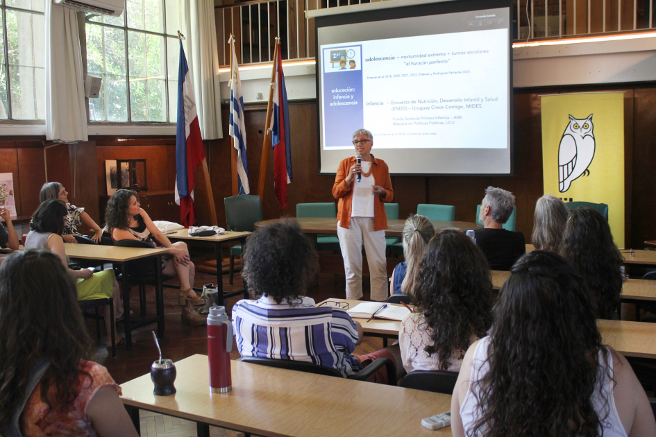 Bettina Tassino durante su charla en la actividad de cierre CICA 2025 Bettina Tassino durante su charla en la actividad de cierre CICA 2025