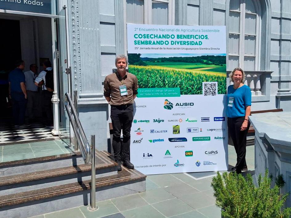 Investigadores del Instituto Clemente Estable en la Jornada Anual der la AUSID Investigadores del Instituto Clemente Estable en la Jornada Anual der la AUSID