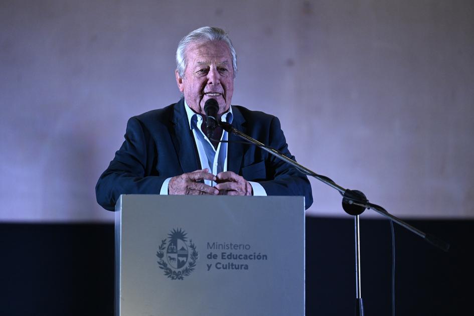 El intendente Carlos Moreira durante la designación del CCN Rosario.