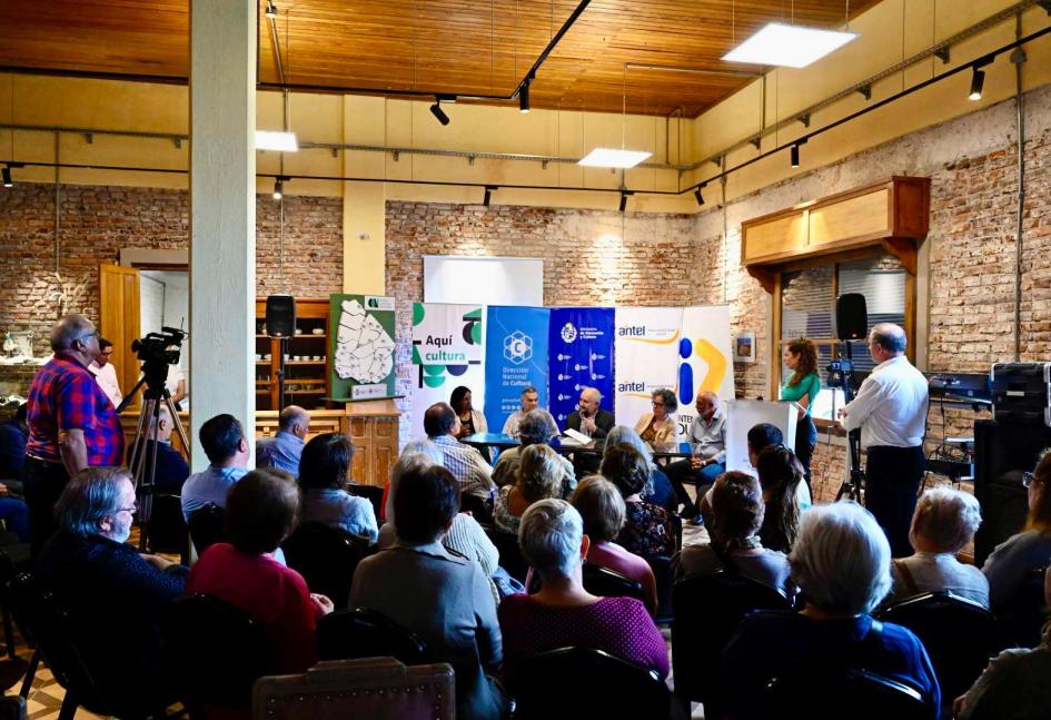 Autoridades nacionales, departamentales y público en general participaron de la declaración Personas en sala durante evento