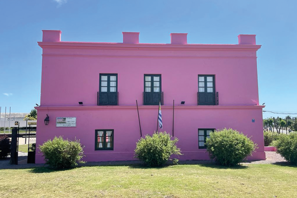 Fachada del Centro Educativo del Hogar "La Casona"