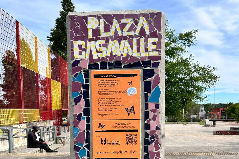 Colectivos de mujeres en Plaza Casavalle Colectivos de mujeres en Plaza Casavalle