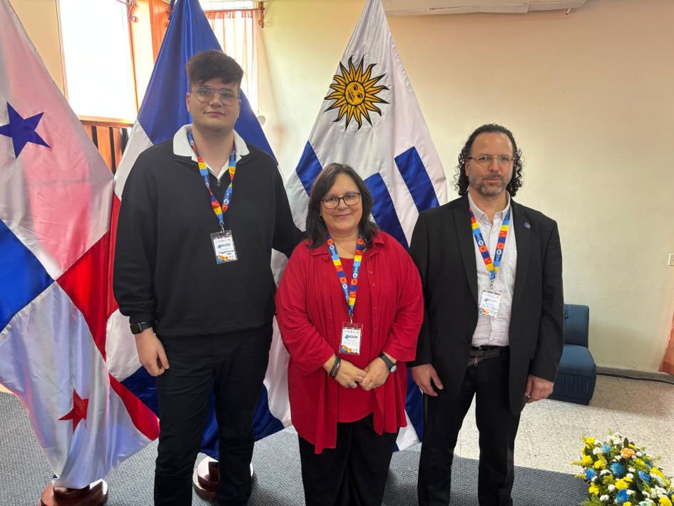 Participación de la subsecretaria Verde, junto al rector de la UdelaR, Héctor Cancela Foto de autoridades