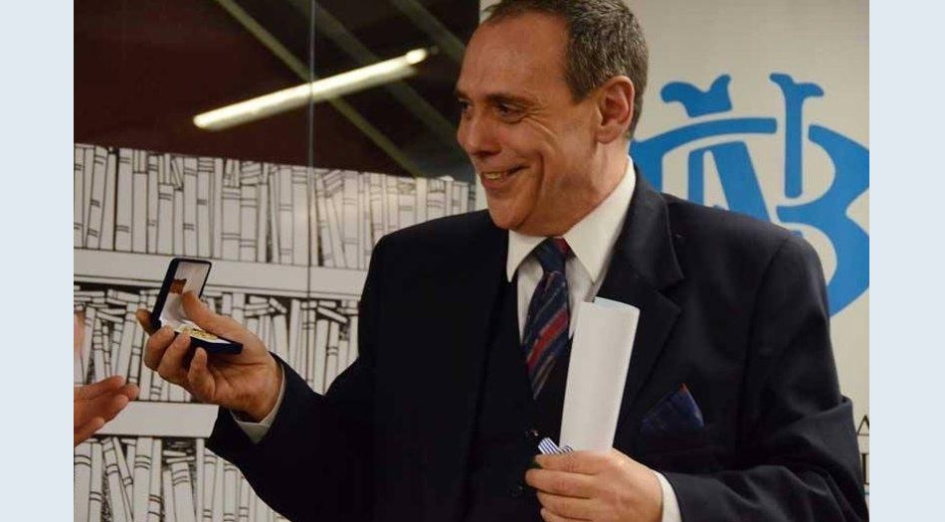 Rafael Courtoisie “La poesía sirve para entender la cotidianidad