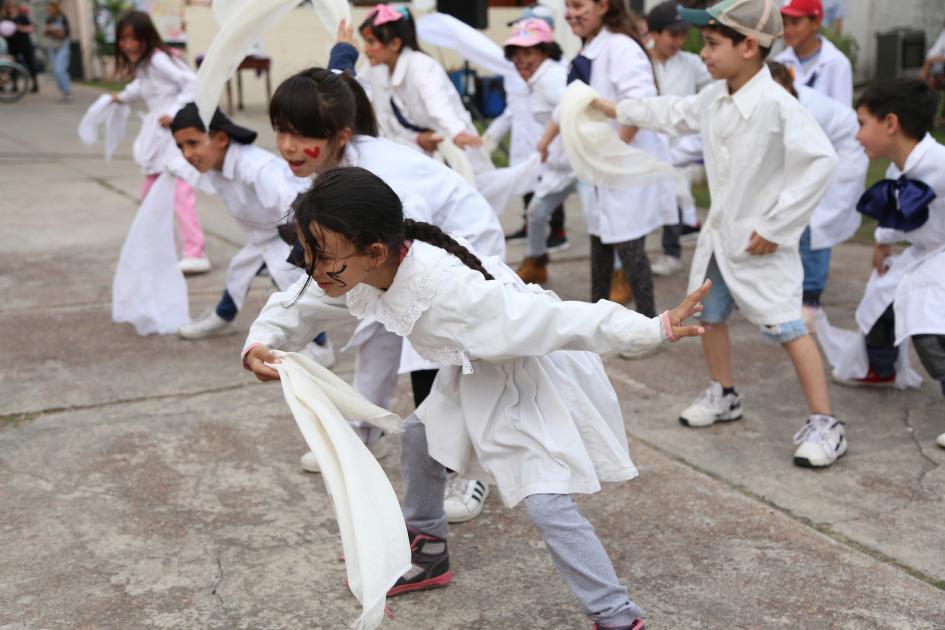 BAILAR LA PRIMAVERA - Urbano Norte BAILAR LA PRIMAVERA - Urbano Norte