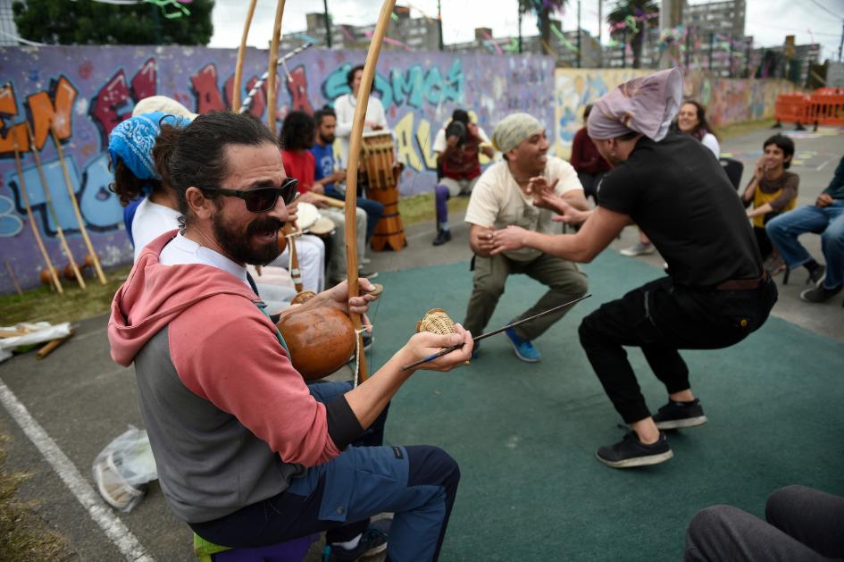 BAILAR LA PRIMAVERA - Urbano Este BAILAR LA PRIMAVERA - Urbano Este