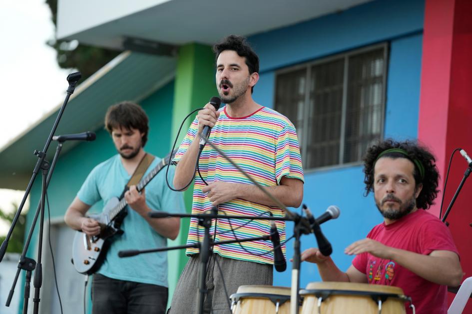 Ciclo musical a cielo abierto en Usina Bella Italia