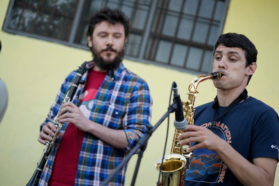 Ciclo musical a cielo abierto en Usina Bella Italia