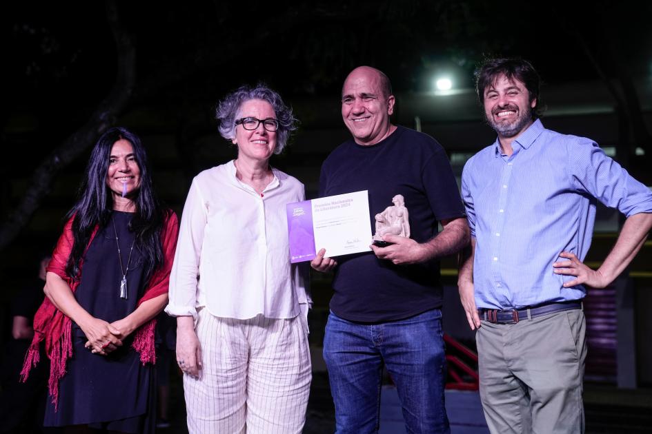 Premios a las Letras Premios a las Letras