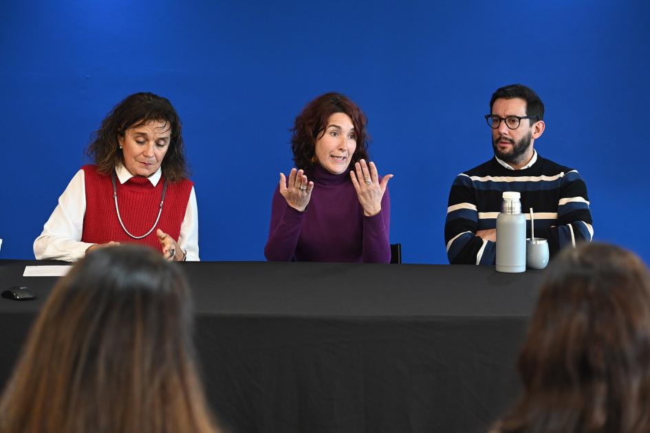Apertura con autridades