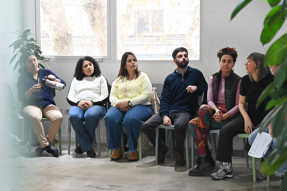 Personas en círculo