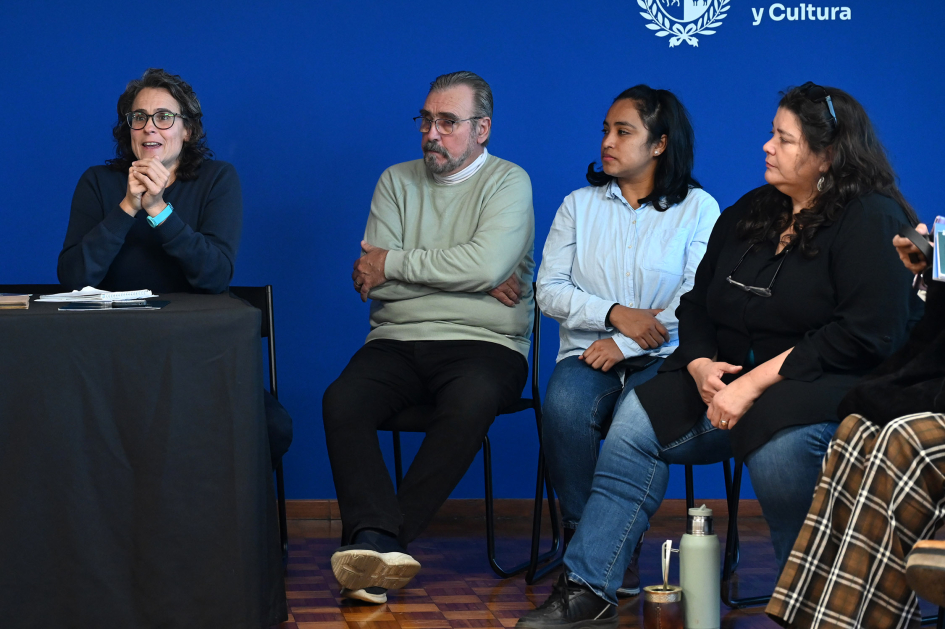 Referente exponiendo