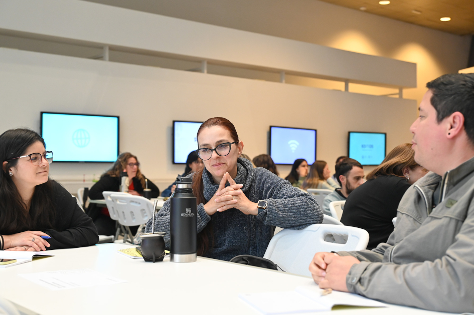 Personas participando del taller