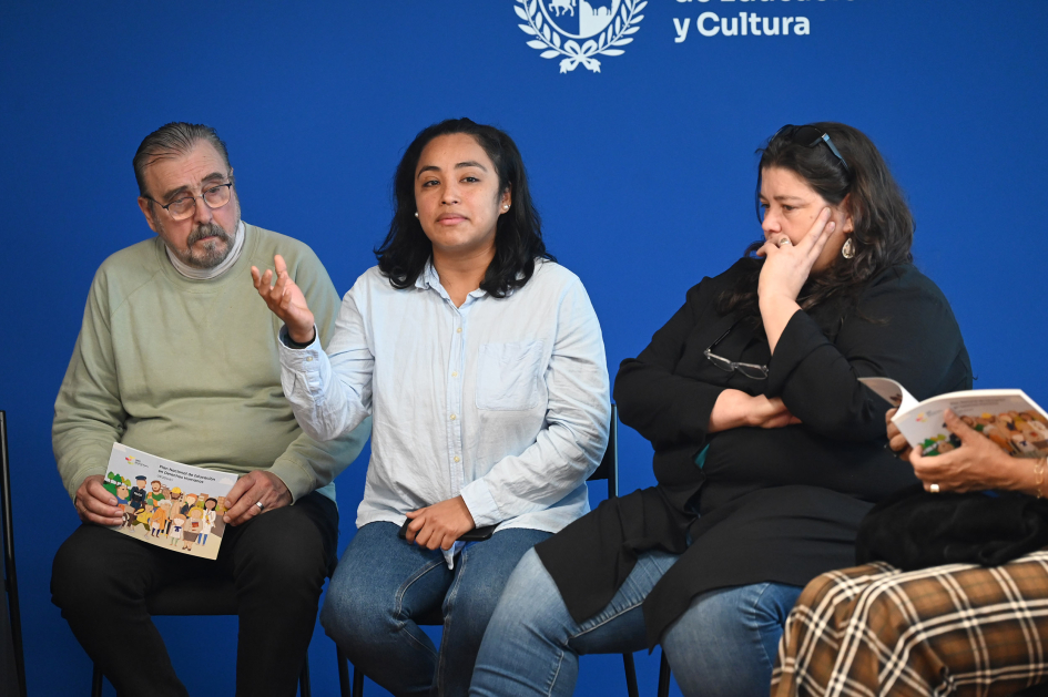 Persona exponiendo