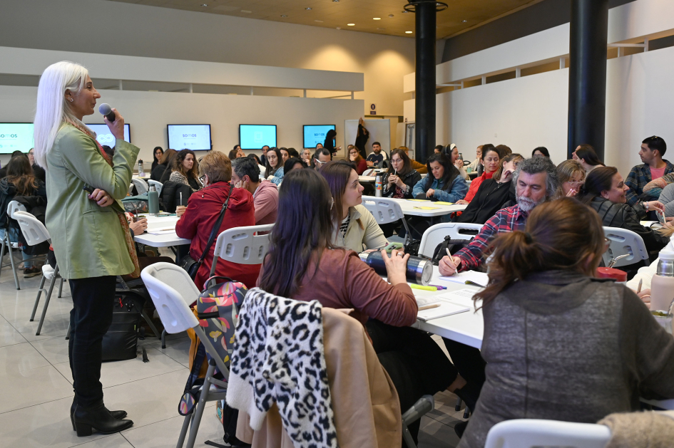 Personas participando del taller