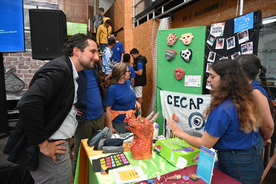 "Sigue girando": muestra de fin de año de Cecap 2023 "Sigue girando": muestra de fin de año de Cecap 2023