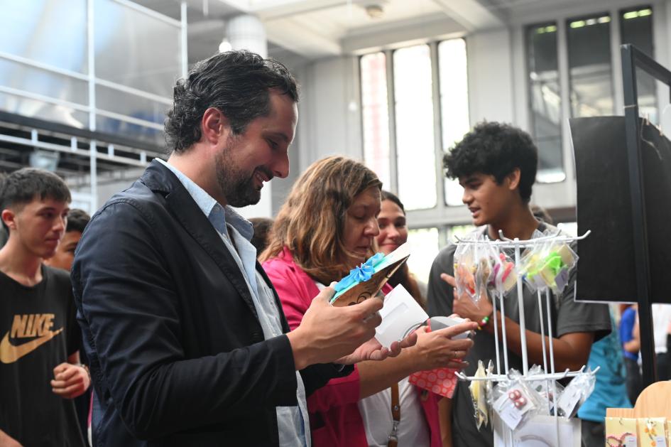 "Sigue girando": muestra de fin de año de Cecap 2023 "Sigue girando": muestra de fin de año de Cecap 2023