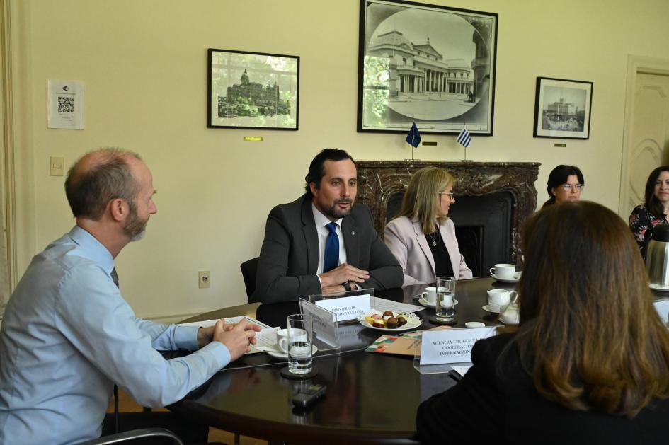 DNE lanza junto a AUCI y Unión Europea proyecto de cooperación triangular DNE lanza junto a AUCI y Unión Europea proyecto de cooperación triangular