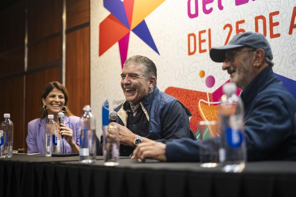 Uruguay en la Feria Internacional del Libro de Buenos Aires Eleonora Cole, Carlos Paez y Gustavo Zerbino