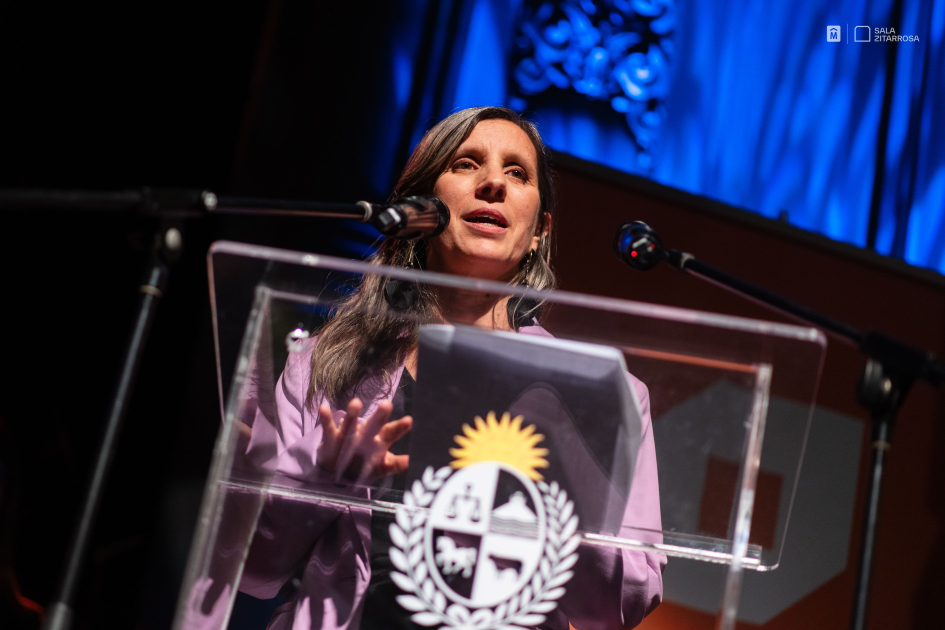 Palabras de la coordinadora nacional de Espacios MEC, Karina Acosta Montevideo recibe a Jodido Bushinshe: cultura de frontera, literatura y música