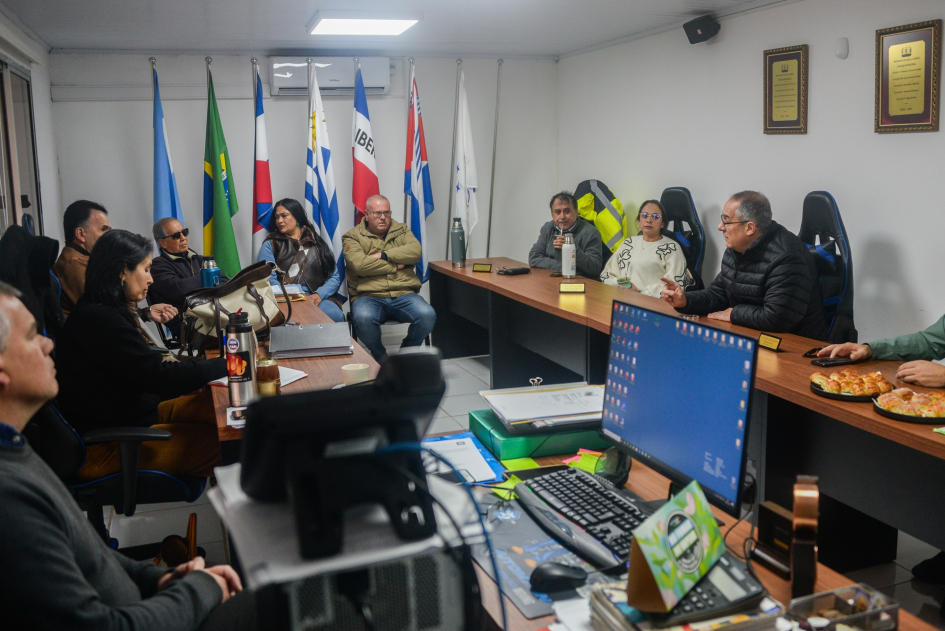 Plano general de la sala de reunión