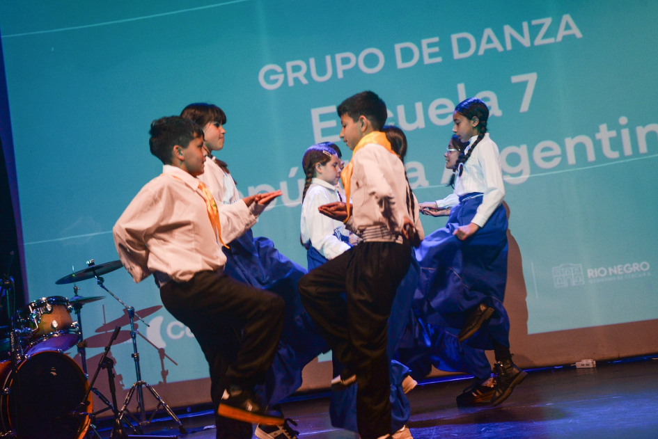 Río Negro recibió al Campus Oeste de Ceibal y celebró la inauguración de un nuevo CEILAB 