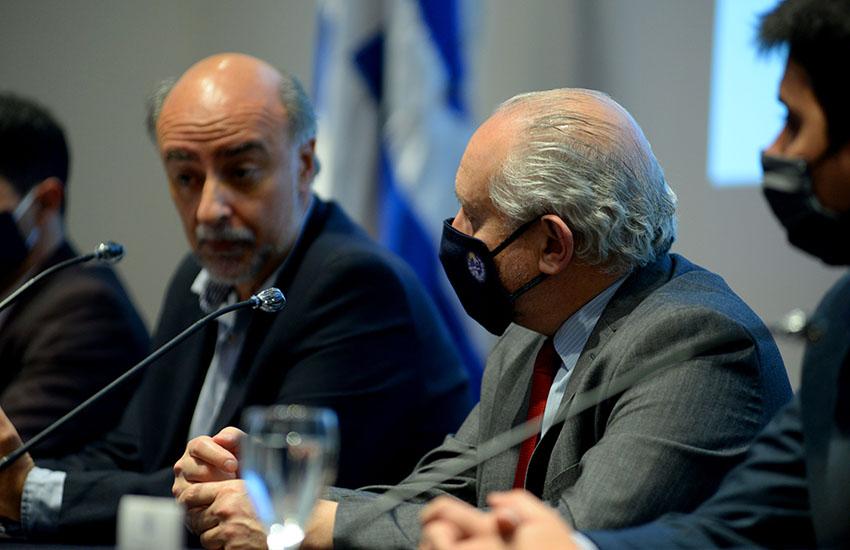 Ministro de Trabajo y Seguridad Social, Pablo Mieres y ministro de Educación y Cultura, Pablo da Silveira