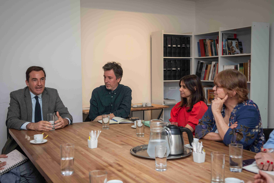 Uruguay inicia el camino hacia la Bienal de Venecia 2026 con el proyecto «Antifrágil»