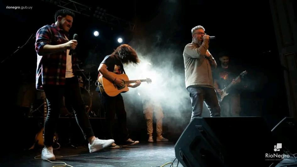 imagen show de Claudio Cabral en Fray Bentos imagen show de Claudio Cabral en Fray Bentos