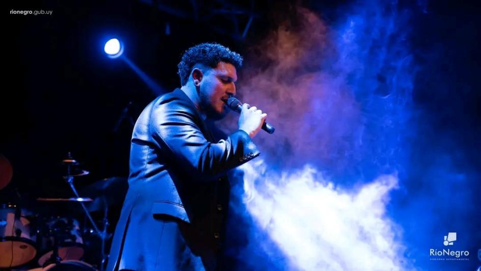 imagen show de Claudio Cabral en Fray Bentos imagen show de Claudio Cabral en Fray Bentos